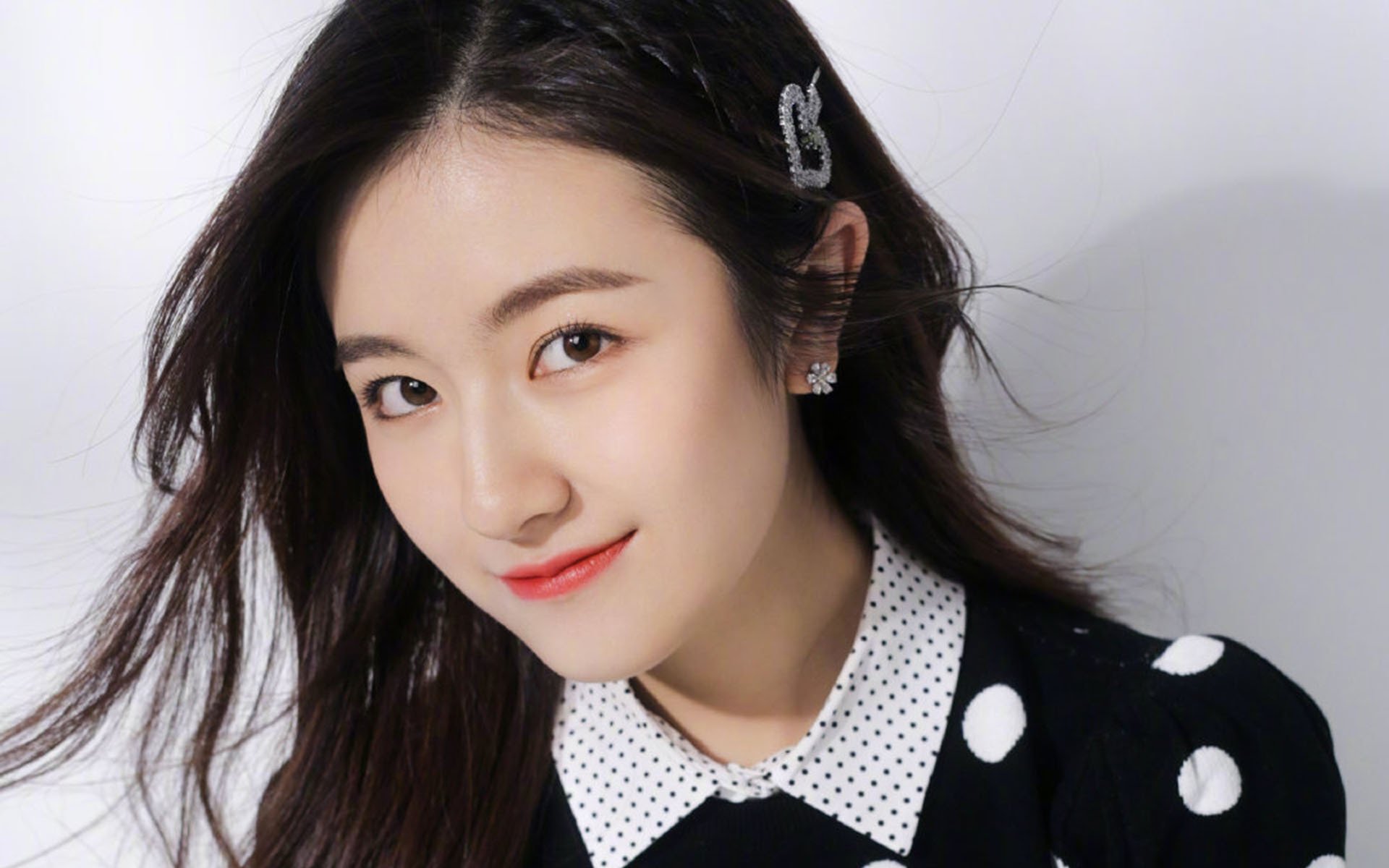 _自主研发智能跑步机:科技助力全民健康_,智能跑步机app