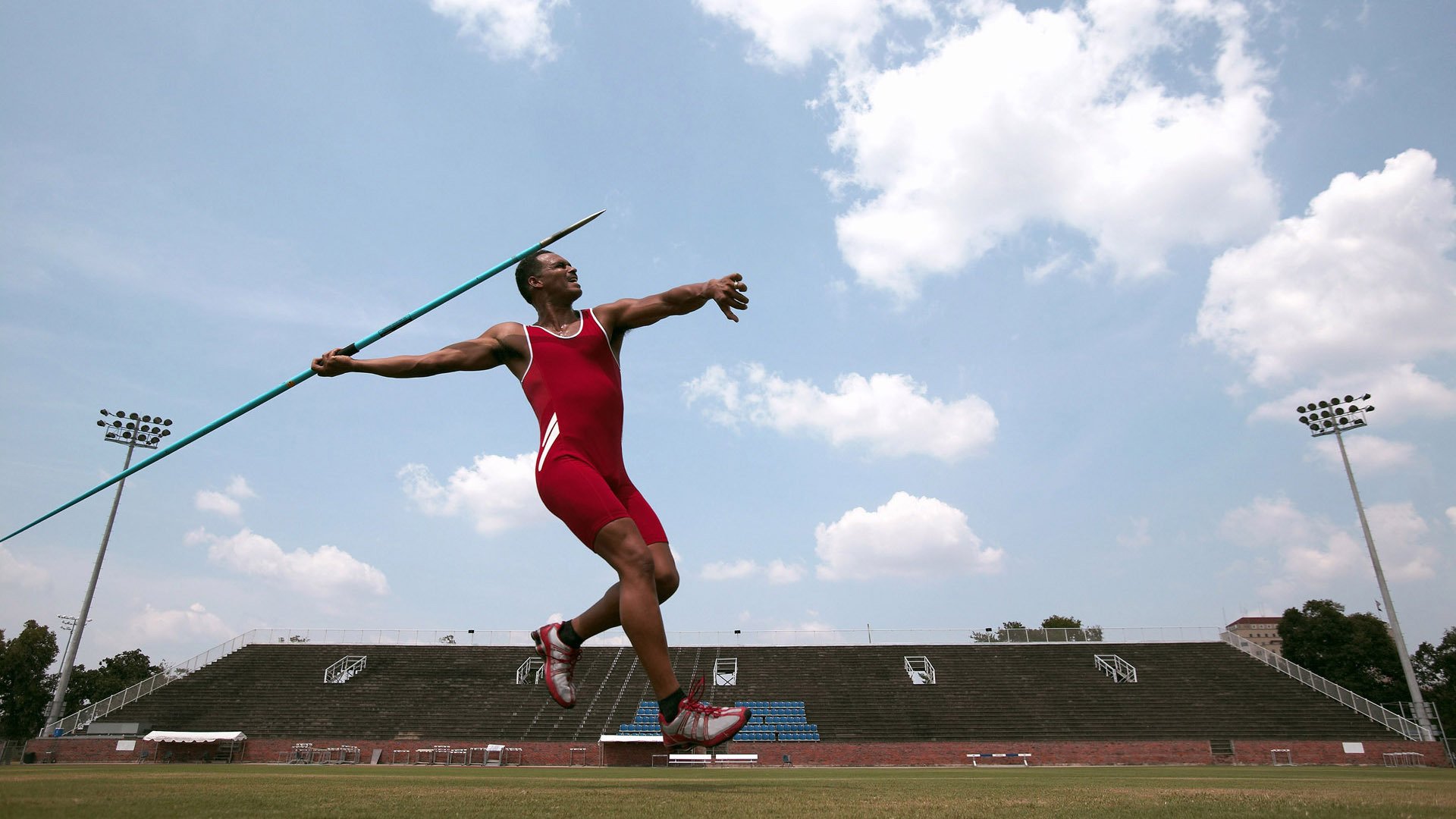 【训练秘笈】奥沙利文:高效提升击球精准度的方法,奥沙利文教学握杆